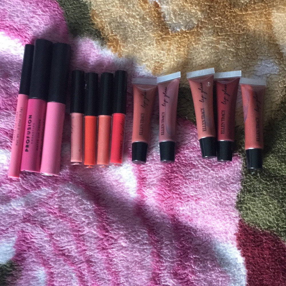 Lipstick many different colors